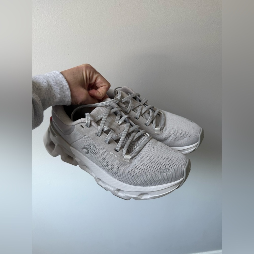 On Running Cloud Flyer 5 Shoes Sneakers Gray Glacier Wolf White Size 8.5 - Picture 2 of 13
